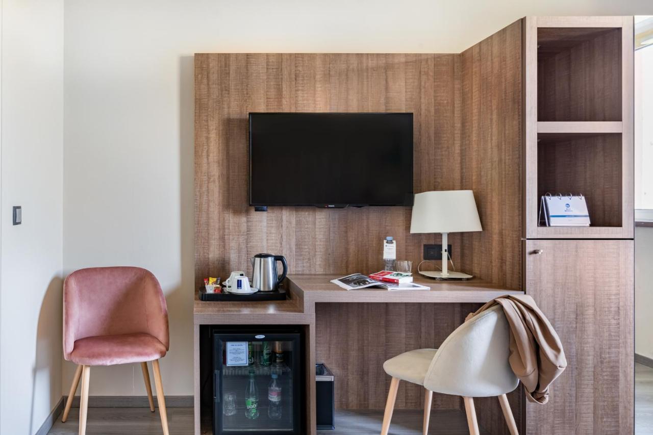 Best Western Hotel Des Barolles - Lyon Sud Бринье Екстериор снимка