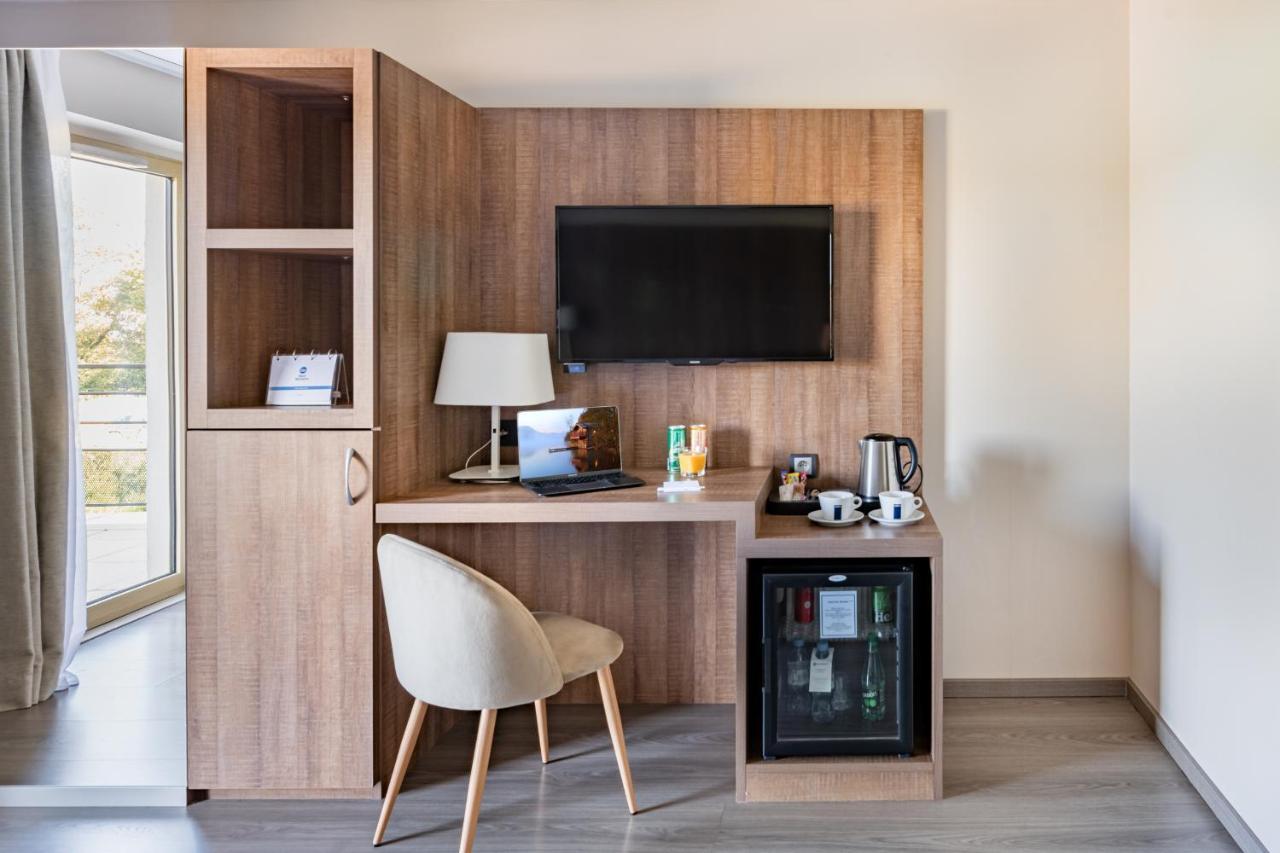 Best Western Hotel Des Barolles - Lyon Sud Бринье Екстериор снимка
