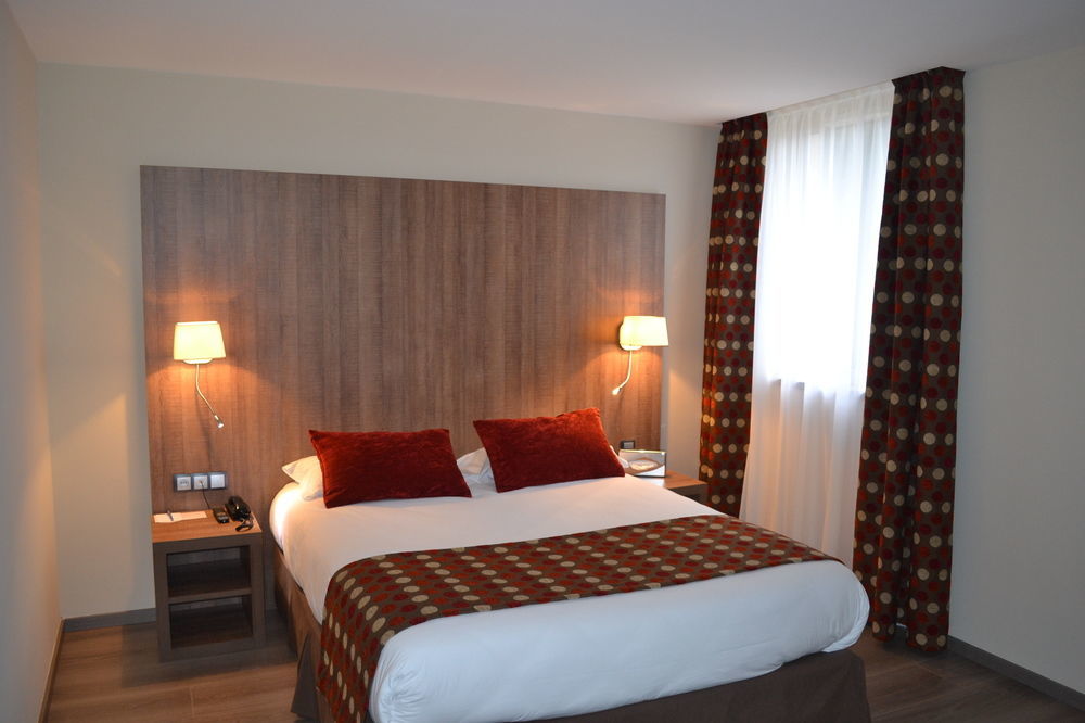 Best Western Hotel Des Barolles - Lyon Sud Бринье Екстериор снимка